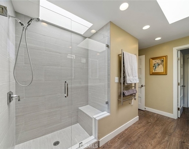 215 Monterey Drive - Photo Thumbnail 19