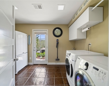 215 Monterey Drive - Photo Thumbnail 2