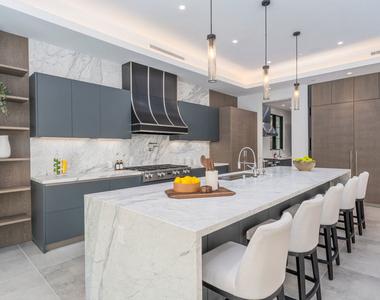611 N Hillcrest Road - Photo Thumbnail 18