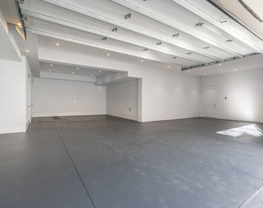 611 N Hillcrest Road - Photo Thumbnail 59