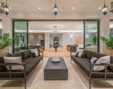 611 N Hillcrest Road - Photo Thumbnail 64