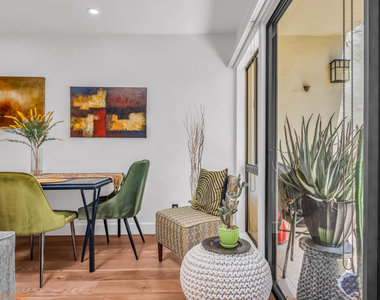 1655 E Palm Canyon Drive - Photo Thumbnail 8