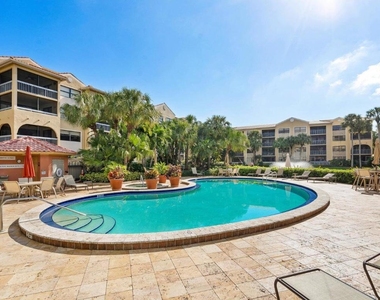 700 Uno Lago Drive - Photo Thumbnail 16