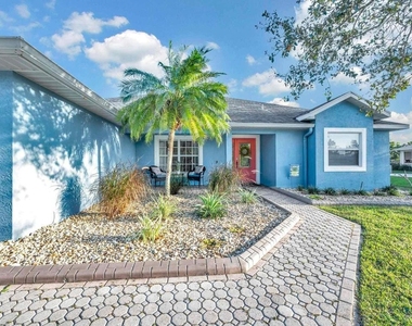 5464 Nw Milner Drive - Photo Thumbnail 3