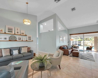 5464 Nw Milner Drive - Photo Thumbnail 5