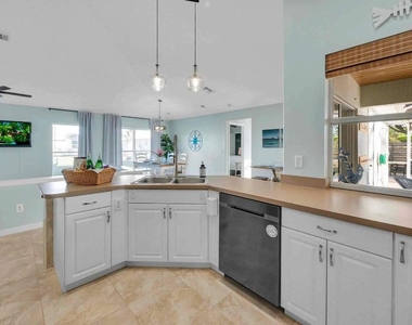 5464 Nw Milner Drive - Photo Thumbnail 13