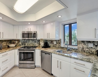 100 Se 5th Avenue - Photo Thumbnail 8