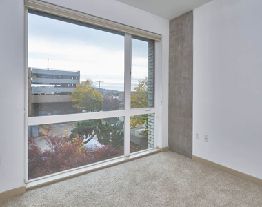5398 Russell Ave Nw - Photo Thumbnail 49