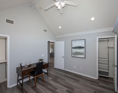 80 Overlook Drive - Photo Thumbnail 9