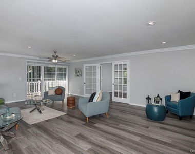 80 Overlook Drive - Photo Thumbnail 4