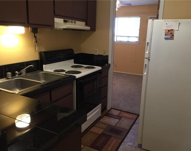 3000 Guadalupe St - Photo Thumbnail 8