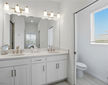 11861 Venetian Lagoon Drive - Photo Thumbnail 23