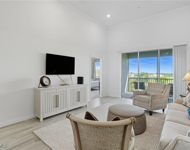 11861 Venetian Lagoon Drive - Photo Thumbnail 18