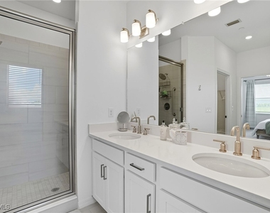 11861 Venetian Lagoon Drive - Photo Thumbnail 24