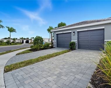 11861 Venetian Lagoon Drive - Photo Thumbnail 1