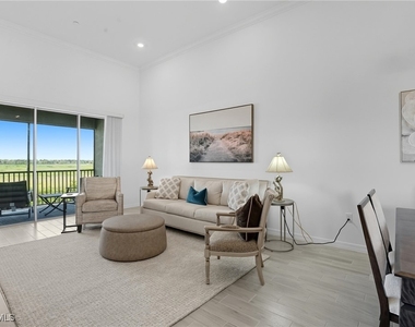 11861 Venetian Lagoon Drive - Photo Thumbnail 16