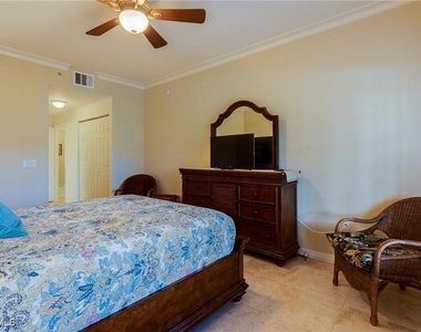 20201 Estero Gardens Circle - Photo Thumbnail 16