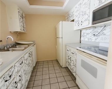 3704 Broadway - Photo Thumbnail 14