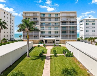 1977 Gulf Shore Boulevard N - Photo Thumbnail 1