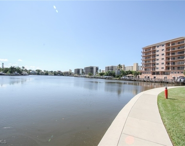 10686 Gulf Shore Drive - Photo Thumbnail 17