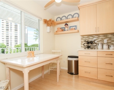 10686 Gulf Shore Drive - Photo Thumbnail 5