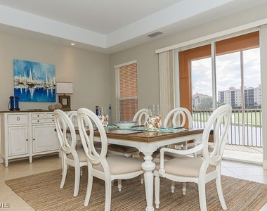 538 Avellino Isles Circle - Photo Thumbnail 3