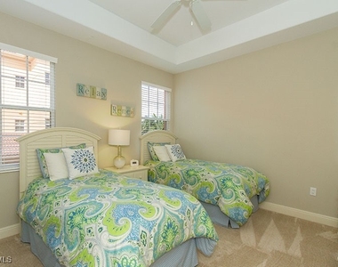 538 Avellino Isles Circle - Photo Thumbnail 15