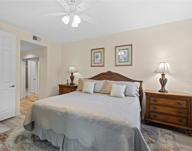 27190 Oakwood Lake Drive - Photo Thumbnail 17