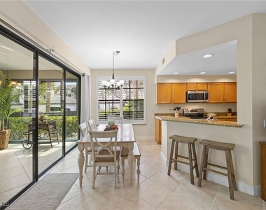 27190 Oakwood Lake Drive - Photo Thumbnail 6