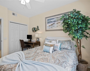27190 Oakwood Lake Drive - Photo Thumbnail 21