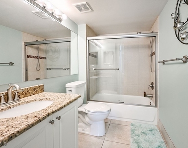 1265 Wildwood Lakes Boulevard - Photo Thumbnail 16
