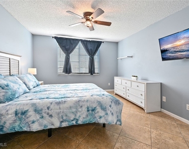 1265 Wildwood Lakes Boulevard - Photo Thumbnail 17