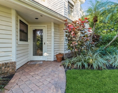 6652 Trident Way - Photo Thumbnail 1