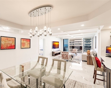 4001 Gulf Shore Boulevard N - Photo Thumbnail 4
