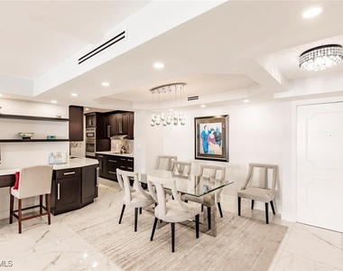 4001 Gulf Shore Boulevard N - Photo Thumbnail 2