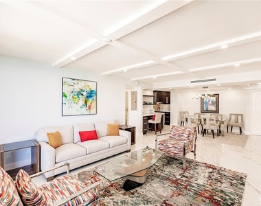4001 Gulf Shore Boulevard N - Photo Thumbnail 8