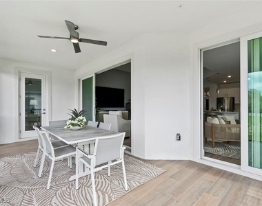 16889 Fairgrove Way - Photo Thumbnail 23