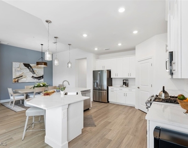 16889 Fairgrove Way - Photo Thumbnail 8