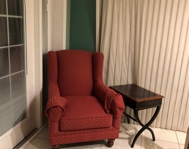 550 Forest Hills Boulevard - Photo Thumbnail 24