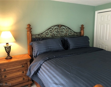 550 Forest Hills Boulevard - Photo Thumbnail 40
