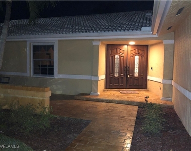 550 Forest Hills Boulevard - Photo Thumbnail 27