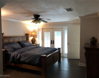 550 Forest Hills Boulevard - Photo Thumbnail 6