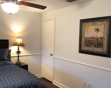 550 Forest Hills Boulevard - Photo Thumbnail 21