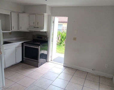 10897 Goodwin Street - Photo Thumbnail 1