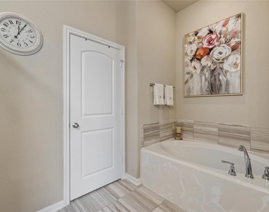 2526 Bordelon Lane - Photo Thumbnail 17