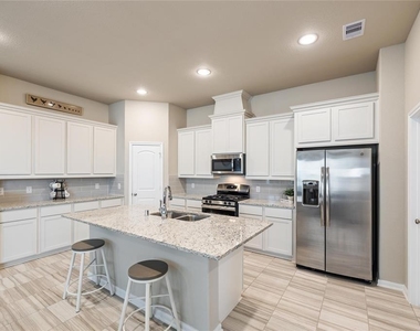 2526 Bordelon Lane - Photo Thumbnail 7