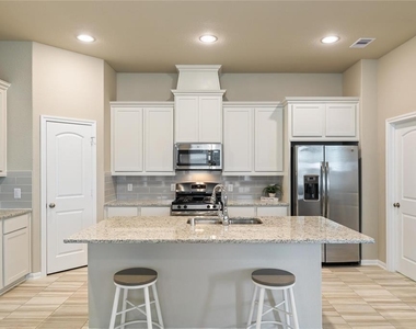 2526 Bordelon Lane - Photo Thumbnail 8