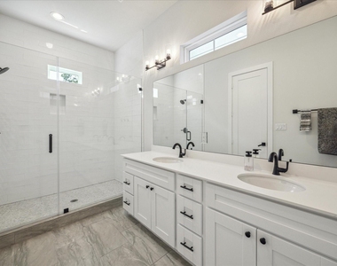 5723 White Magnolia Street - Photo Thumbnail 6