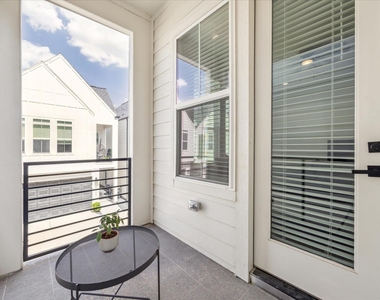 5723 White Magnolia Street - Photo Thumbnail 8