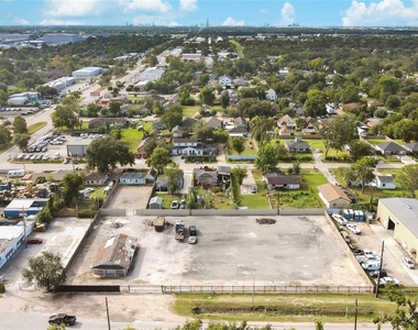 10215 Tanner Road - Photo Thumbnail 6